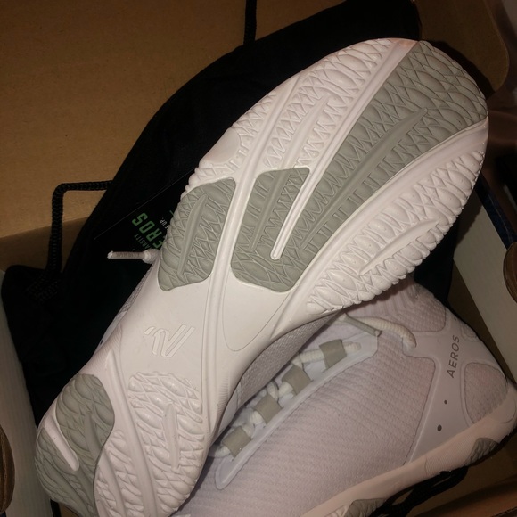 varsity aeros cheer shoes